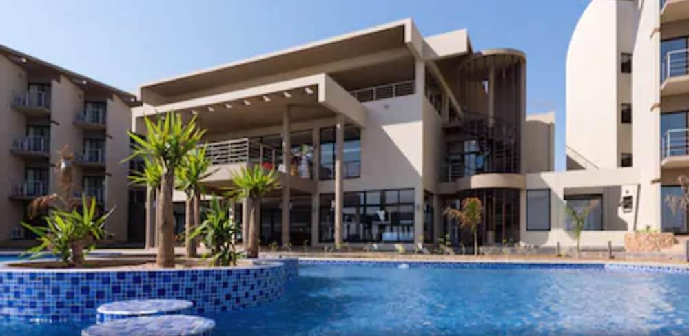 Hotel Vip Executive Tete Exterior foto